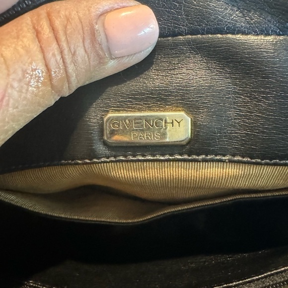 Givenchy pouch‎ - Picture 10 of 16